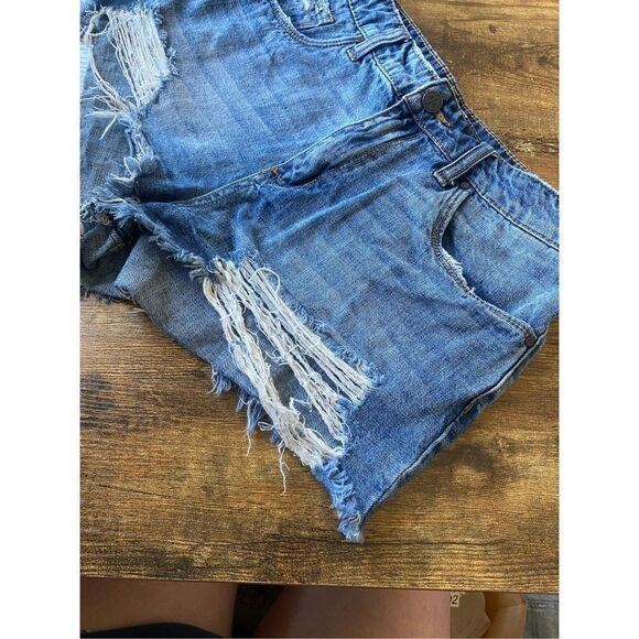 BP Distressed Cutoff Denim Shorts - Picture 3 of 7